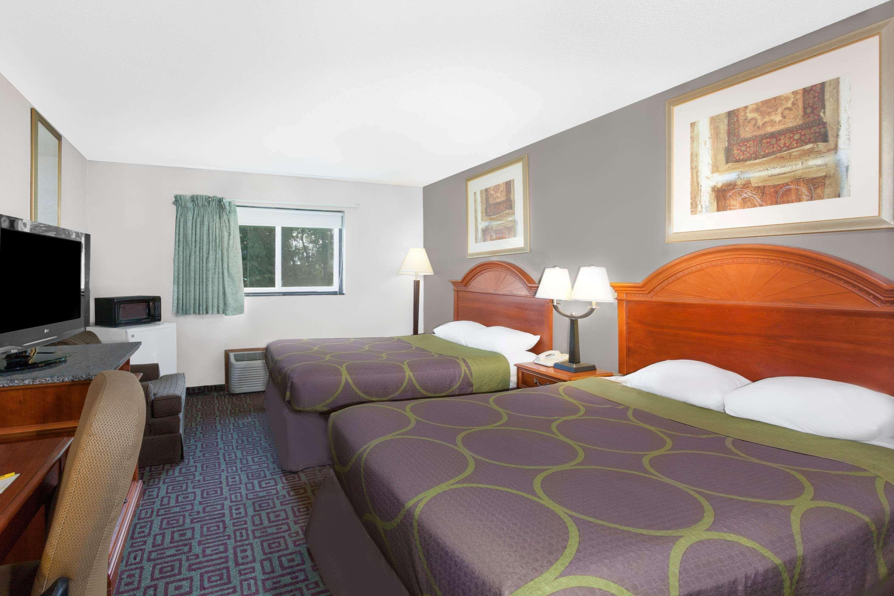 Super 8 By Wyndham Fort Madison Eksteriør billede