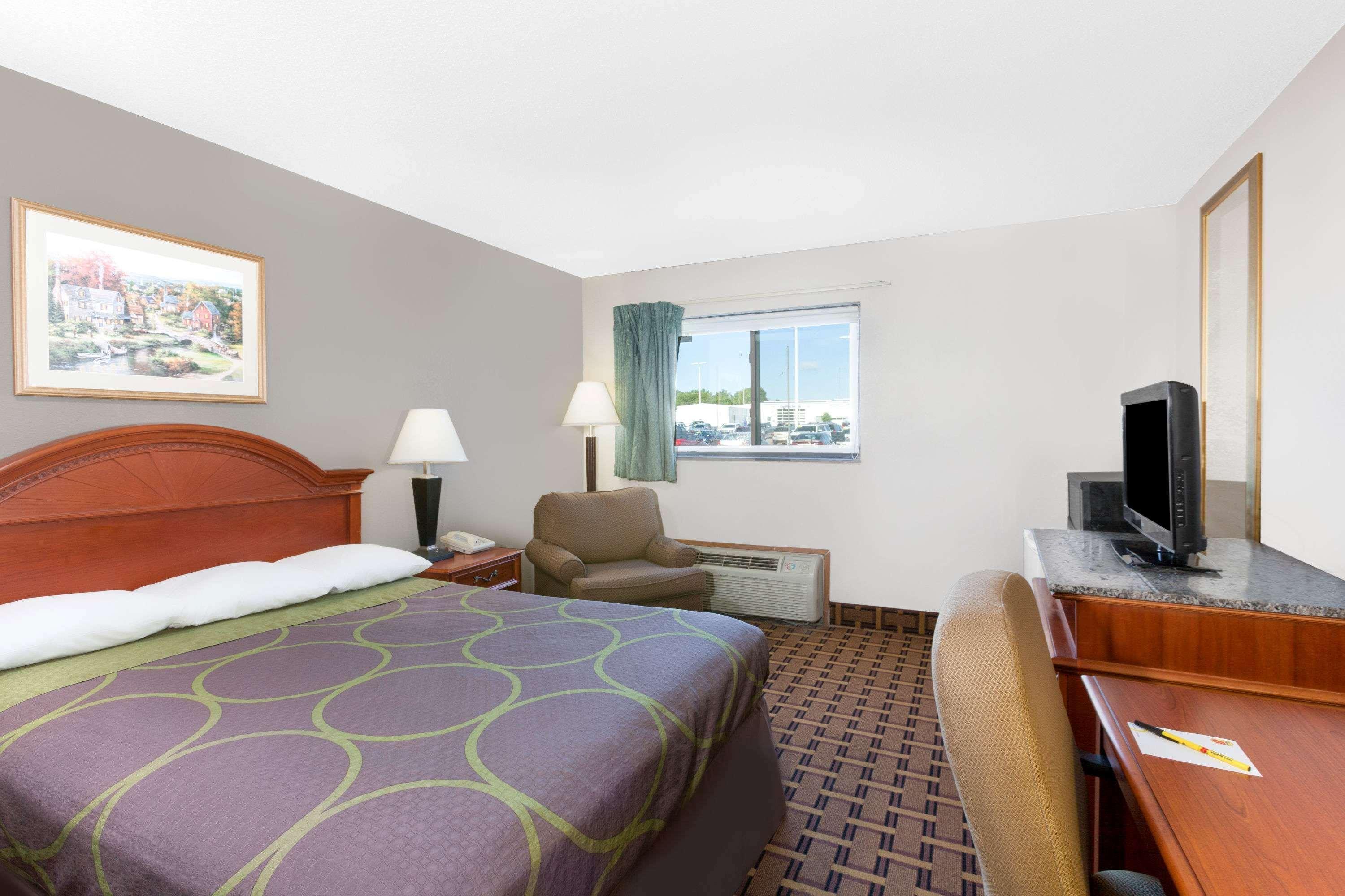 Super 8 By Wyndham Fort Madison Eksteriør billede